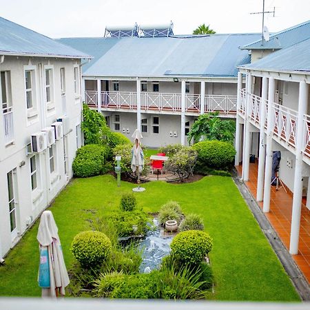 奥利弗坦博机场威瑟2号公寓 肯普顿帕克 外观 照片